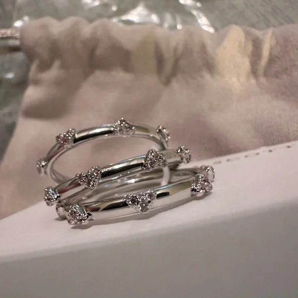 Kendra Scott Haven White Crystal Heart Ring set- size 8 - Picture 4 of 4